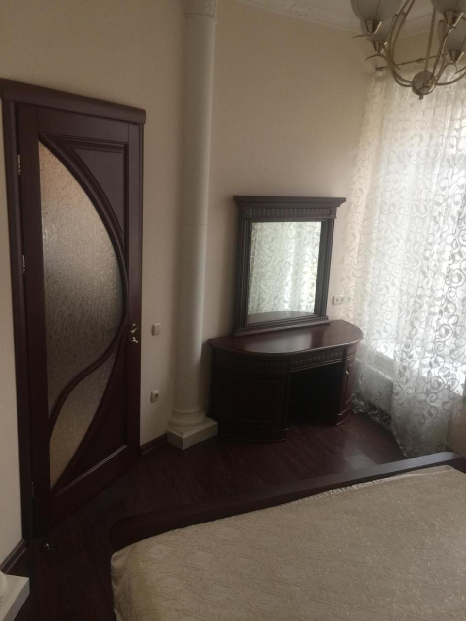 Cozy Studio Near Greek Square Apartment Одеса Екстериор снимка
